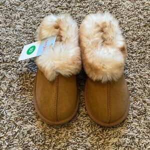 Cat & Jack Slippers